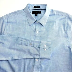 Men’s Light Blue Banana Republic Non-Iron Untucked Fit Dress Shirt Size L
